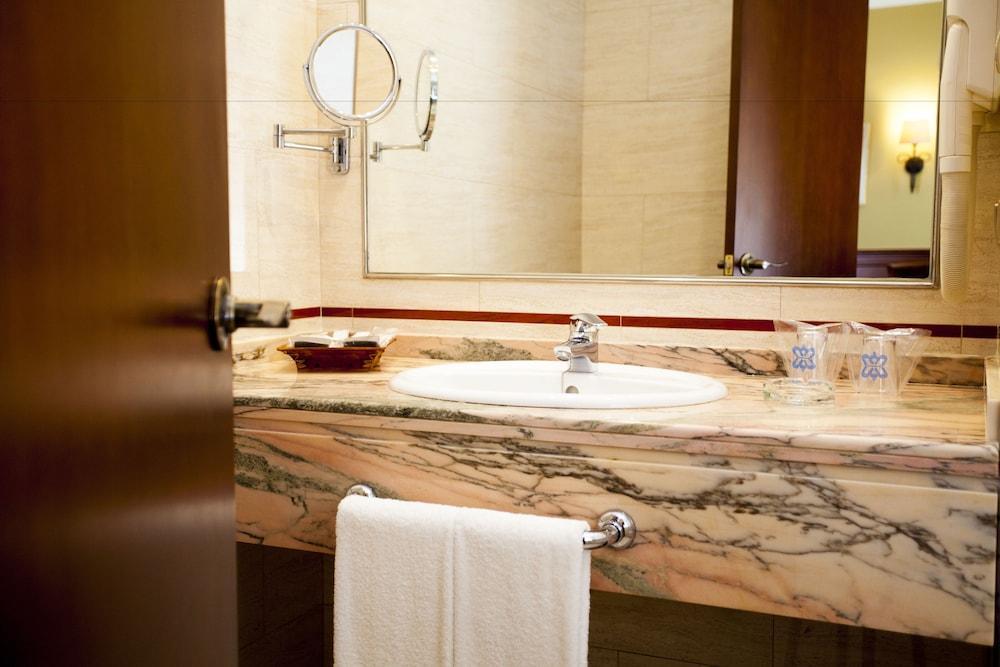 Hotel Manolo Mayo Лос Паласиос и Вияфранка Екстериор снимка